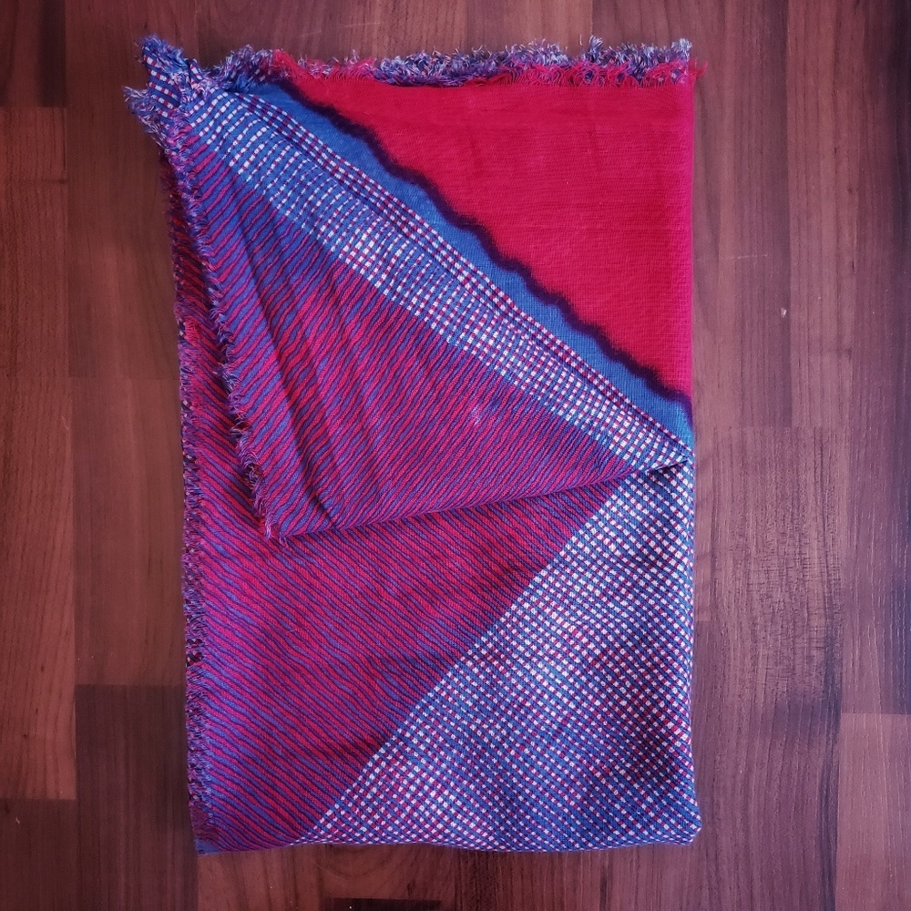 3/$25 Gap blue and red plaid scarf